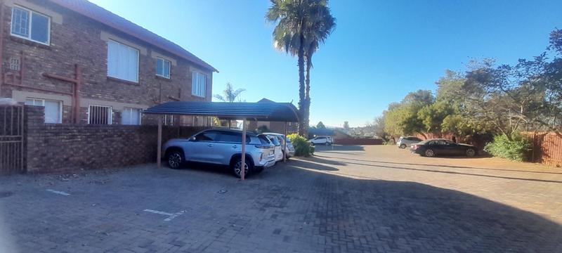 2 Bedroom Property for Sale in Hennopspark Gauteng