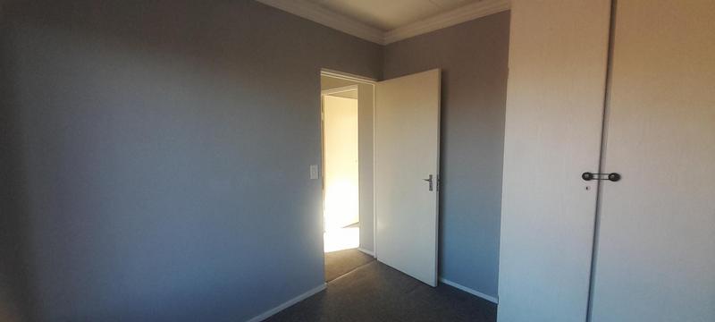 2 Bedroom Property for Sale in Hennopspark Gauteng