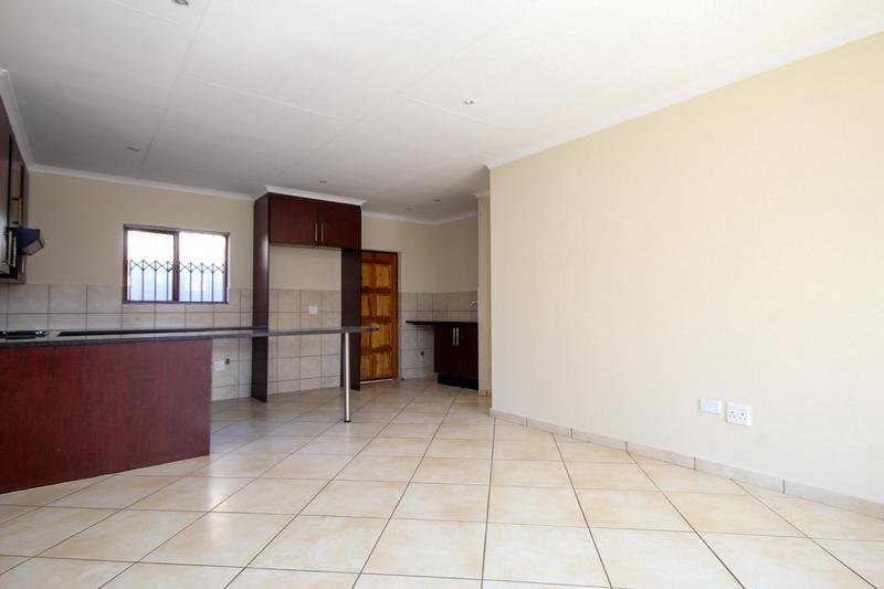3 Bedroom Property for Sale in Thatchfield Gauteng