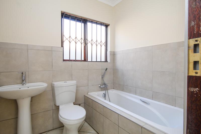 3 Bedroom Property for Sale in Thatchfield Gauteng