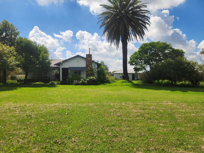 To Let 4 Bedroom Property for Rent in Westonaria Gauteng