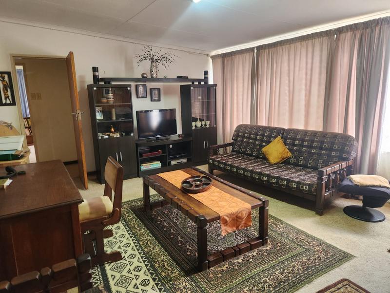 To Let 4 Bedroom Property for Rent in Westonaria Gauteng