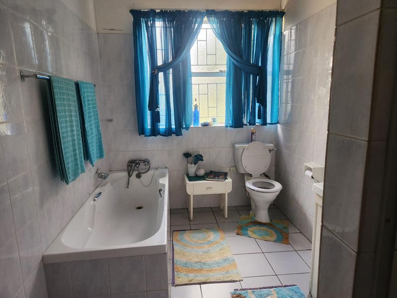 To Let 4 Bedroom Property for Rent in Westonaria Gauteng
