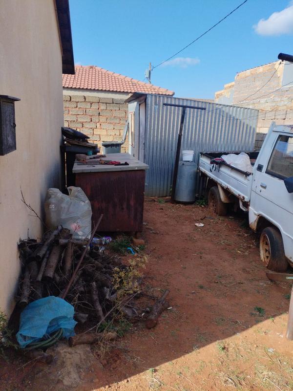 2 Bedroom Property for Sale in Protea Glen Gauteng