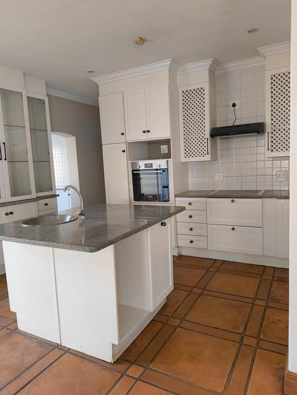 To Let 4 Bedroom Property for Rent in Brooklyn Gauteng