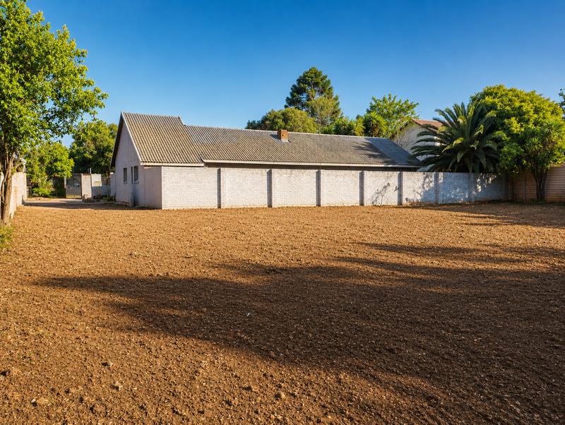 0 Bedroom Property for Sale in Brackenhurst Gauteng