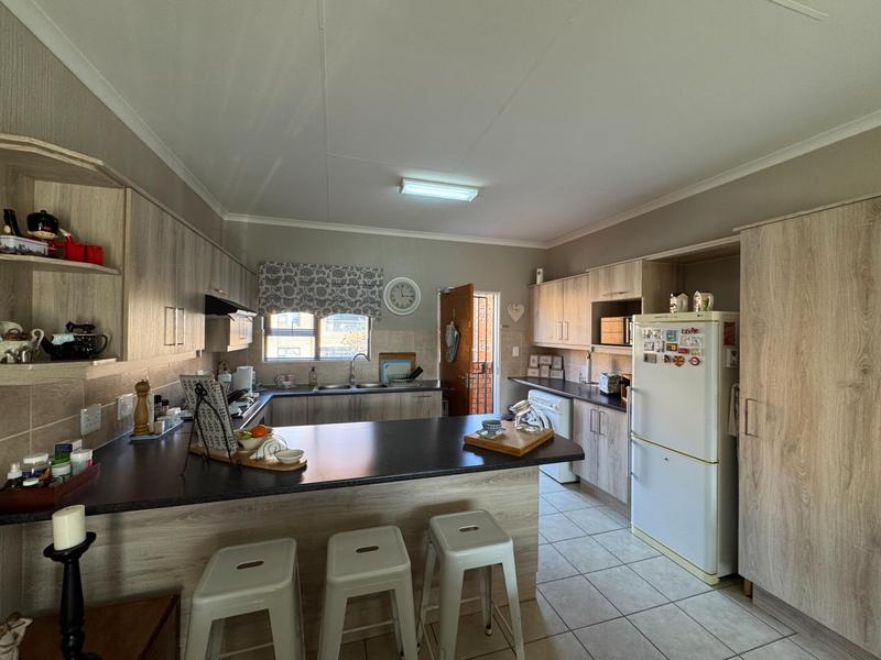 2 Bedroom Property for Sale in Wilgeheuwel Gauteng