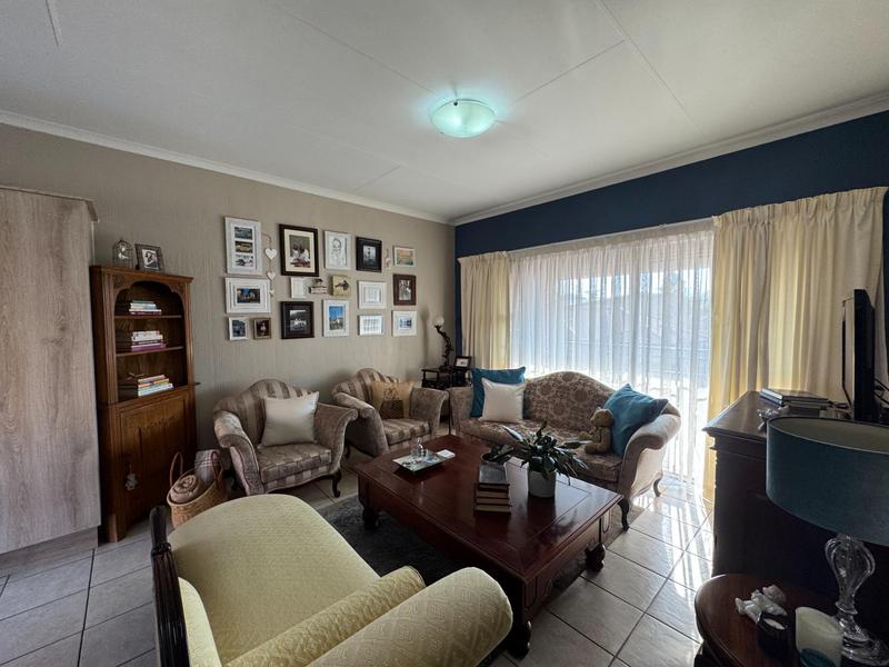 2 Bedroom Property for Sale in Wilgeheuwel Gauteng