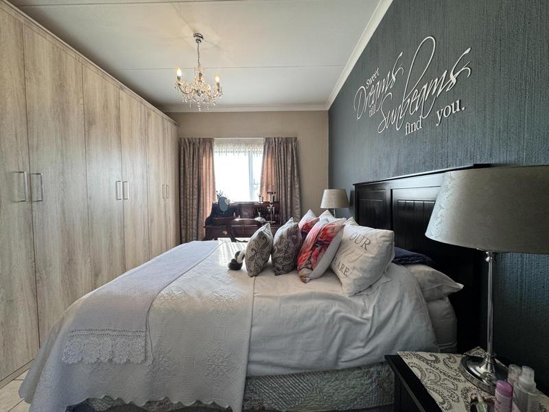 2 Bedroom Property for Sale in Wilgeheuwel Gauteng