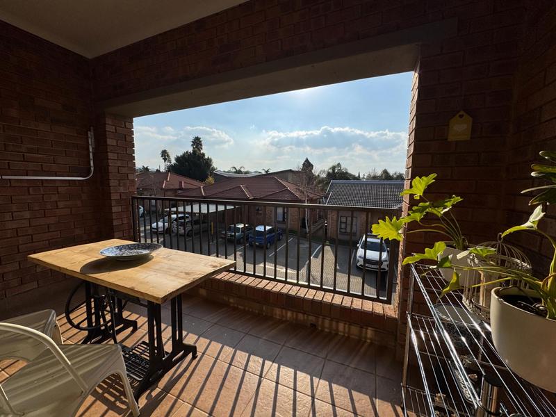 2 Bedroom Property for Sale in Wilgeheuwel Gauteng
