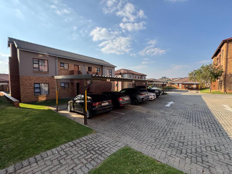 2 Bedroom Property for Sale in Wilgeheuwel Gauteng
