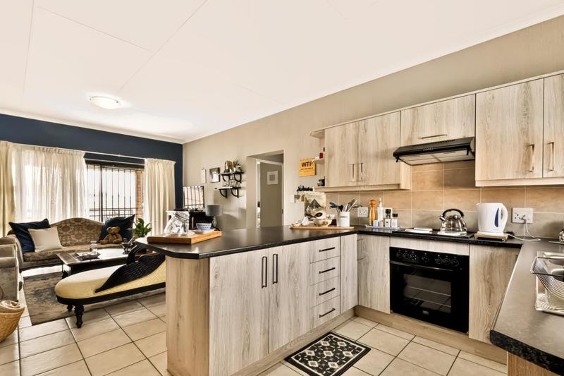 2 Bedroom Property for Sale in Wilgeheuwel Gauteng