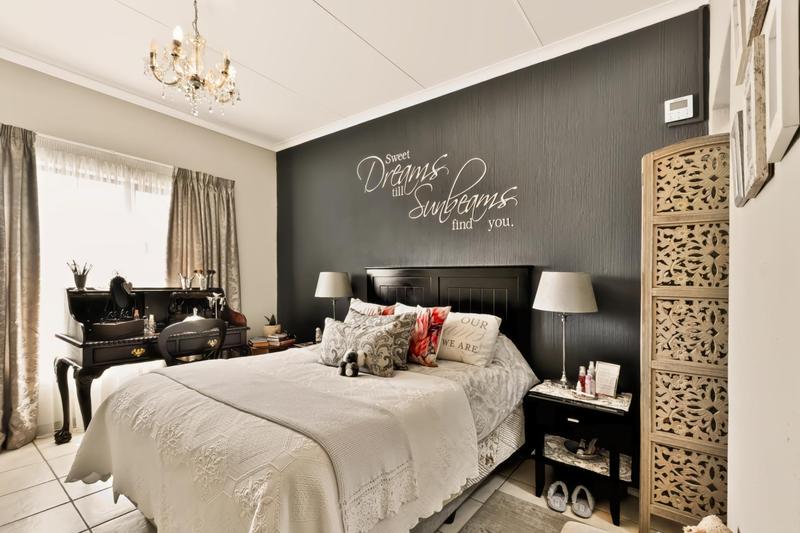 2 Bedroom Property for Sale in Wilgeheuwel Gauteng