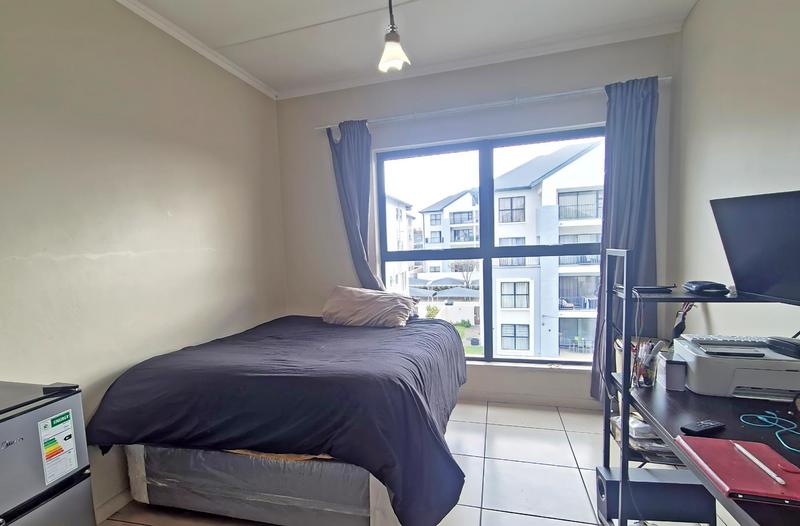 1 Bedroom Property for Sale in Bryanston Gauteng