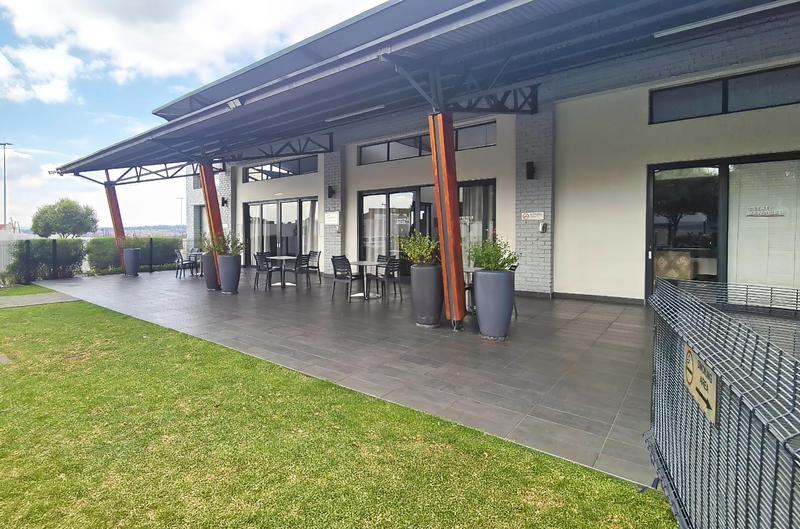 1 Bedroom Property for Sale in Bryanston Gauteng