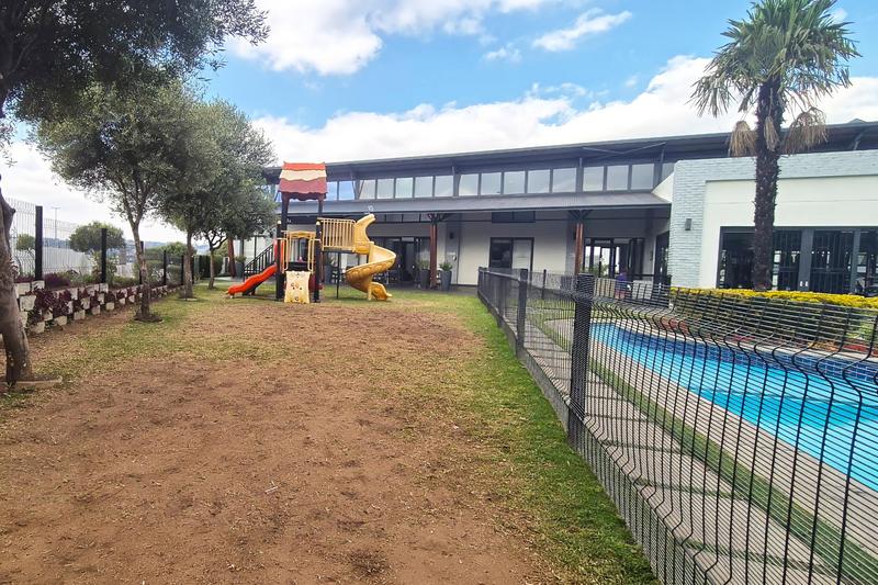 1 Bedroom Property for Sale in Bryanston Gauteng