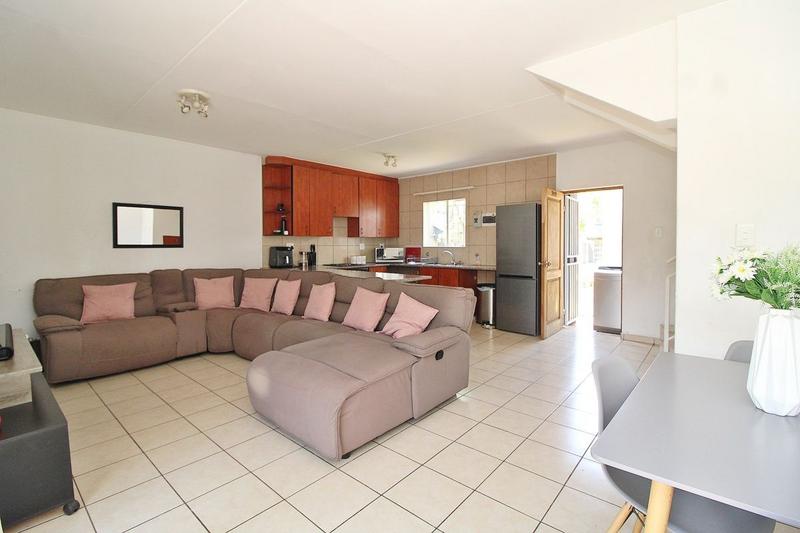 2 Bedroom Property for Sale in Kensington Gauteng