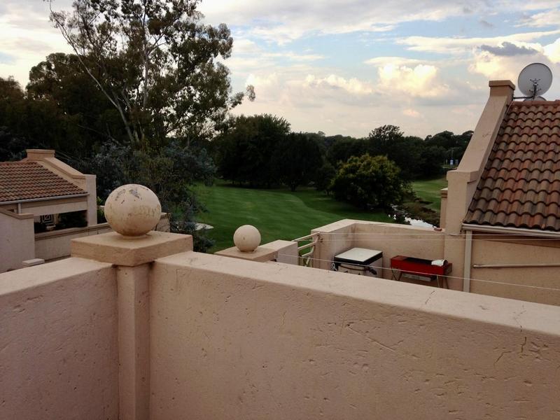 To Let 2 Bedroom Property for Rent in Melrose Gauteng