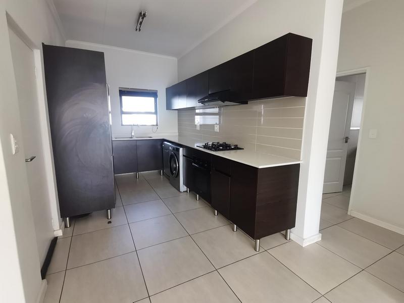 To Let 2 Bedroom Property for Rent in Greenstone Hill Gauteng
