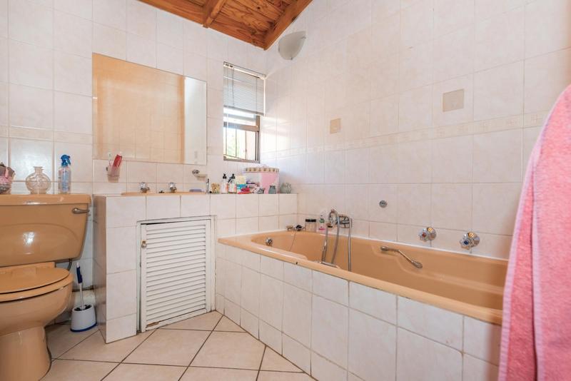 3 Bedroom Property for Sale in Morning Hill Gauteng