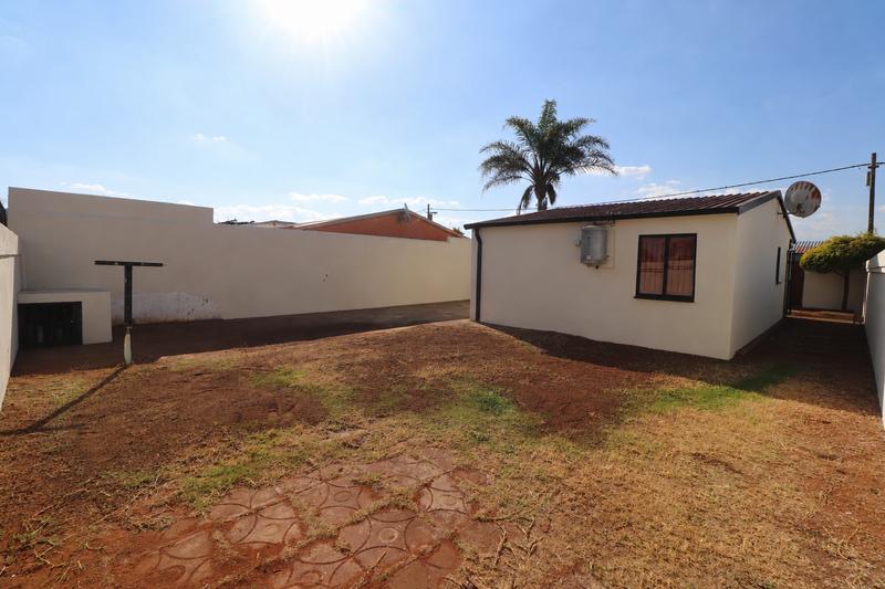 To Let 3 Bedroom Property for Rent in Glen Ridge Gauteng