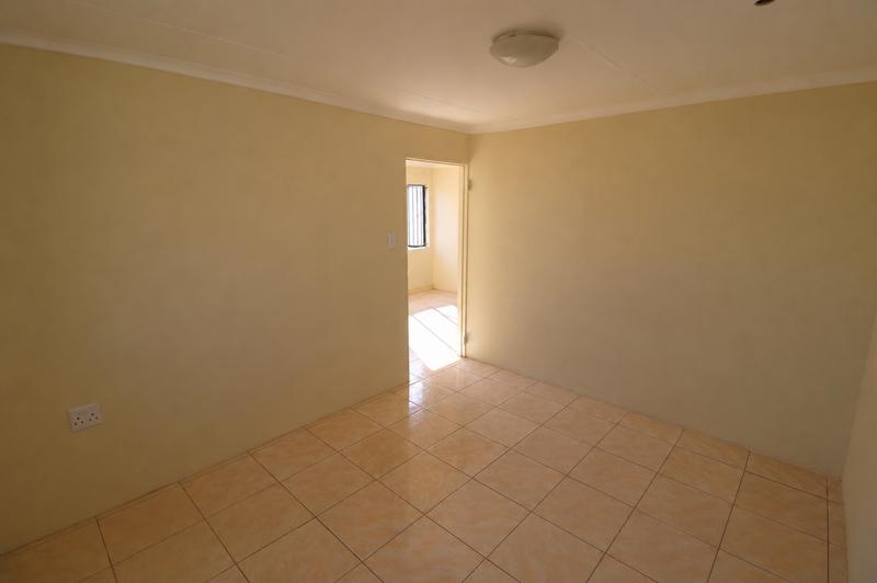 To Let 3 Bedroom Property for Rent in Glen Ridge Gauteng