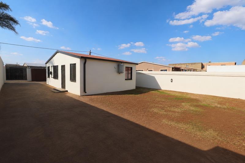 To Let 3 Bedroom Property for Rent in Glen Ridge Gauteng