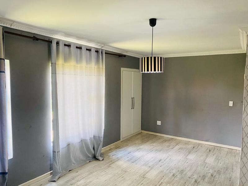 To Let 4 Bedroom Property for Rent in Birchleigh North Gauteng