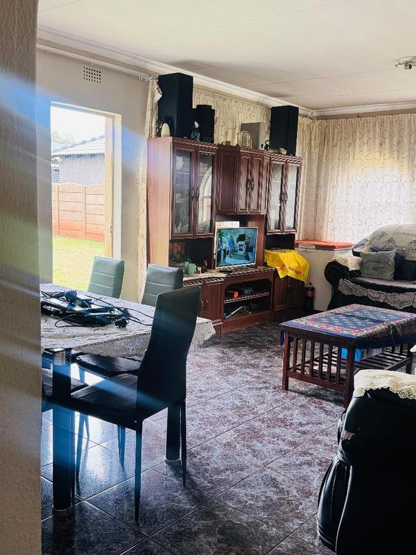 3 Bedroom Property for Sale in Dawn Park Gauteng