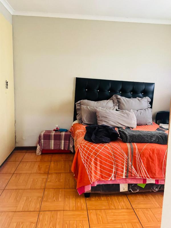 3 Bedroom Property for Sale in Dawn Park Gauteng