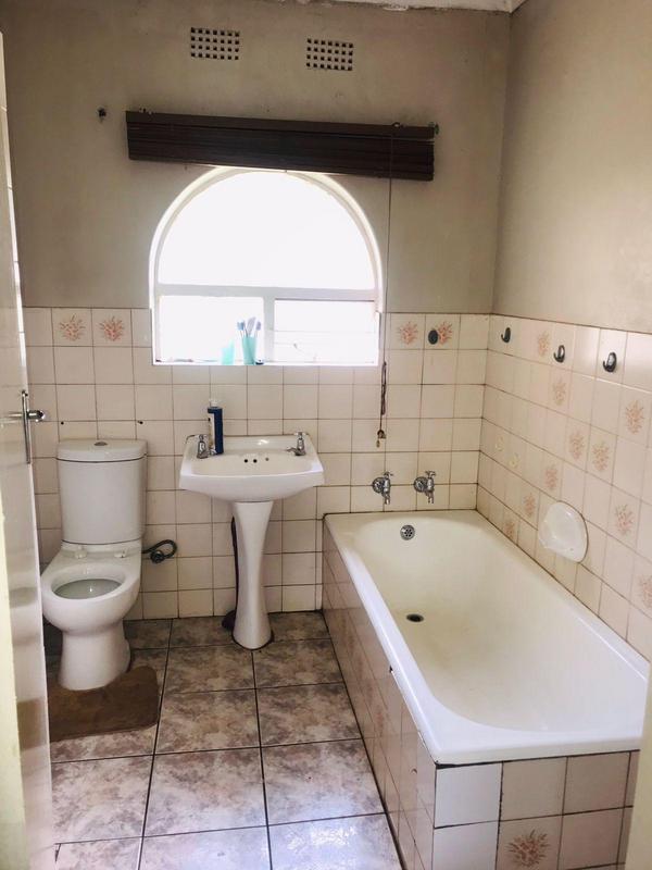 3 Bedroom Property for Sale in Dawn Park Gauteng