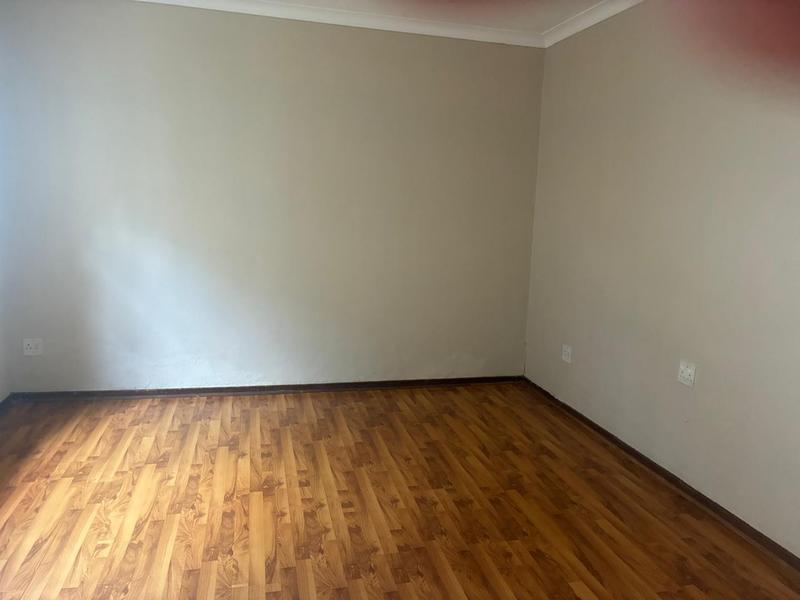 To Let 5 Bedroom Property for Rent in Waterkloof A H Gauteng