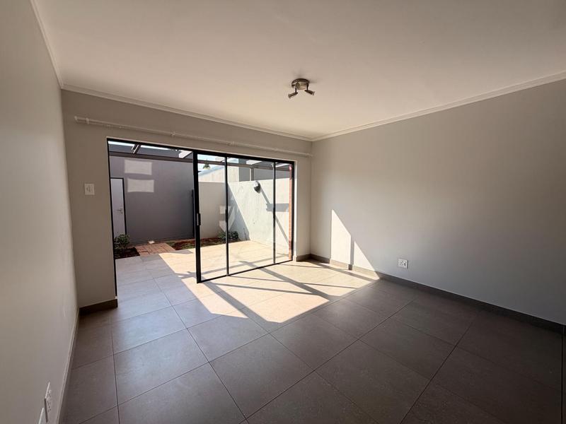 To Let 2 Bedroom Property for Rent in Olympus AH Gauteng