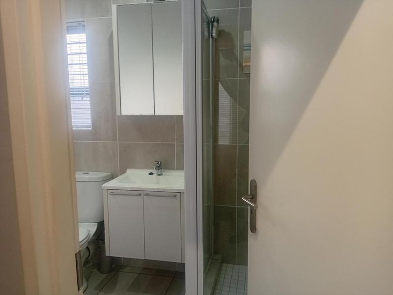 1 Bedroom Property for Sale in Sunninghill Gauteng
