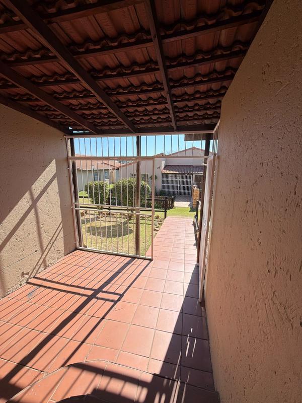 To Let 3 Bedroom Property for Rent in Elspark Gauteng