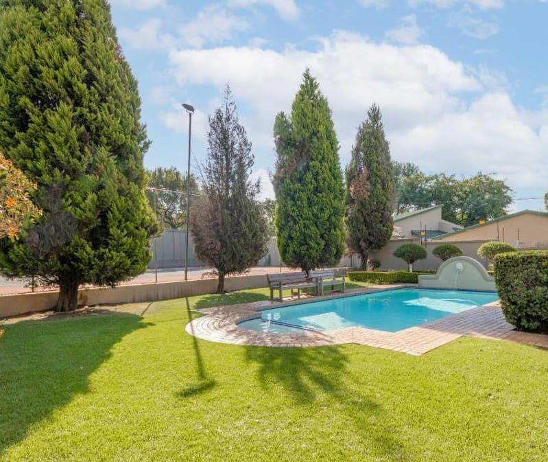 2 Bedroom Property for Sale in Paulshof Gauteng