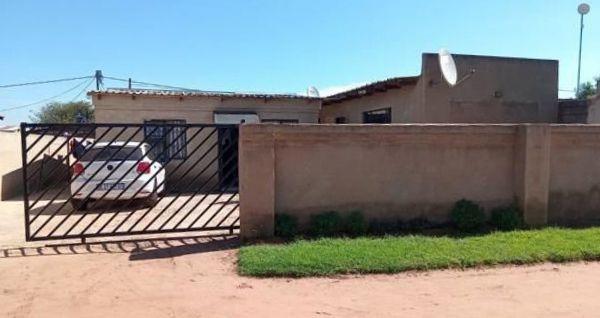 1 Bedroom Property for Sale in Vosloorus Gauteng