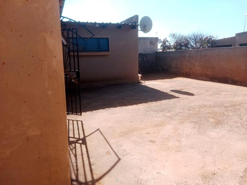 1 Bedroom Property for Sale in Vosloorus Gauteng