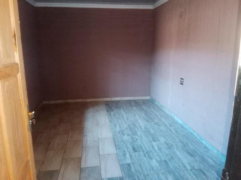 1 Bedroom Property for Sale in Vosloorus Gauteng