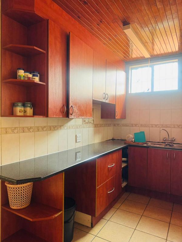 To Let 4 Bedroom Property for Rent in Kensington Gauteng
