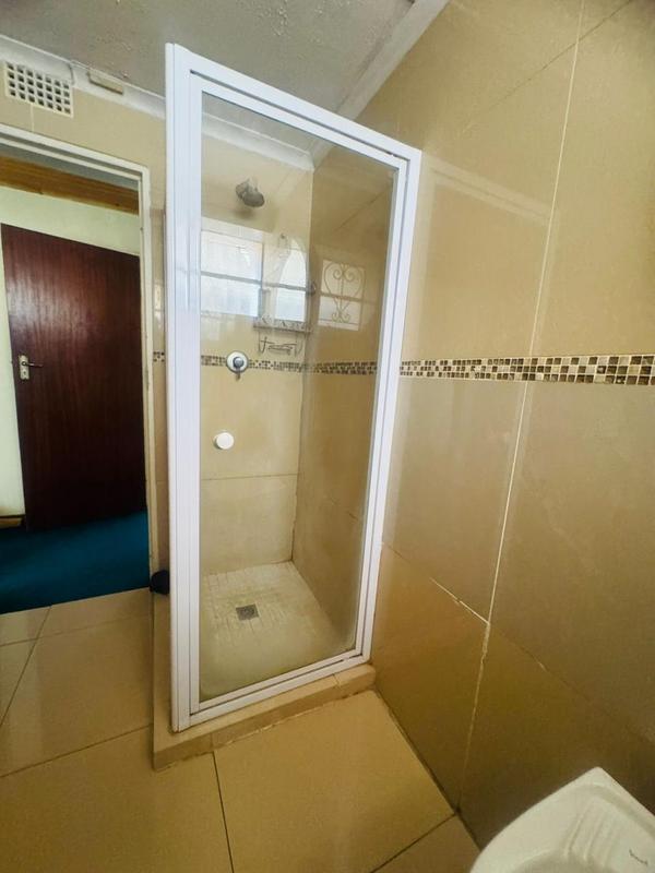 To Let 4 Bedroom Property for Rent in Kensington Gauteng