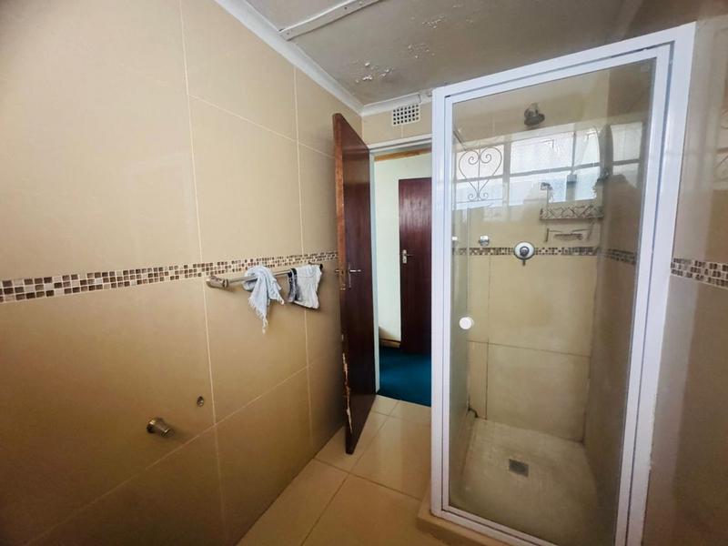 To Let 4 Bedroom Property for Rent in Kensington Gauteng