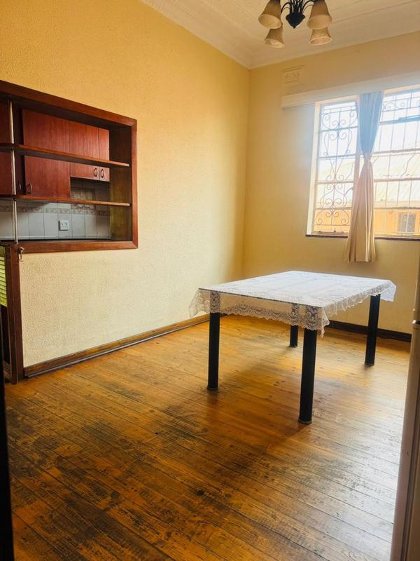 To Let 4 Bedroom Property for Rent in Kensington Gauteng