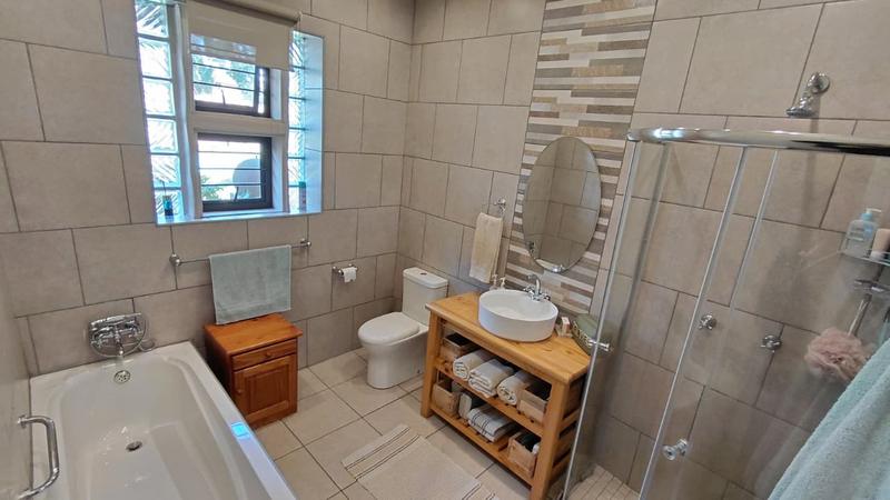 4 Bedroom Property for Sale in Alberante Gauteng
