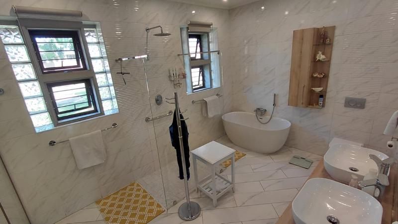 4 Bedroom Property for Sale in Alberante Gauteng