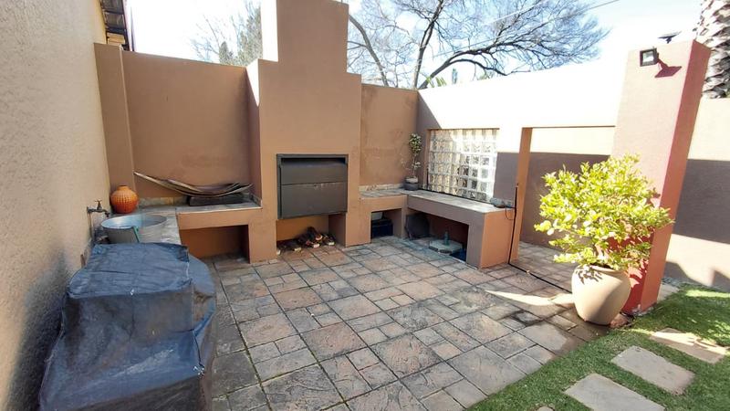 4 Bedroom Property for Sale in Alberante Gauteng