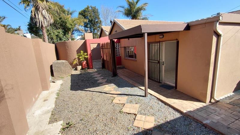 4 Bedroom Property for Sale in Alberante Gauteng