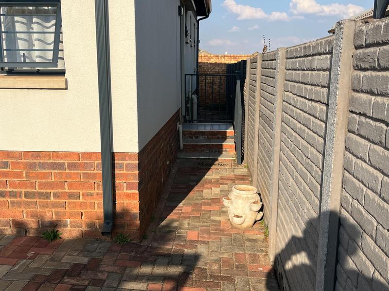 3 Bedroom Property for Sale in Pretoria Gauteng