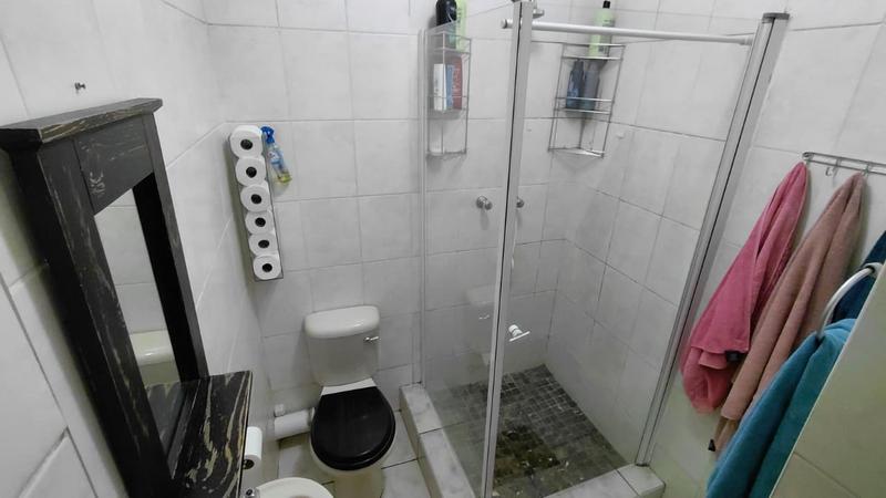 4 Bedroom Property for Sale in General Albertspark Gauteng