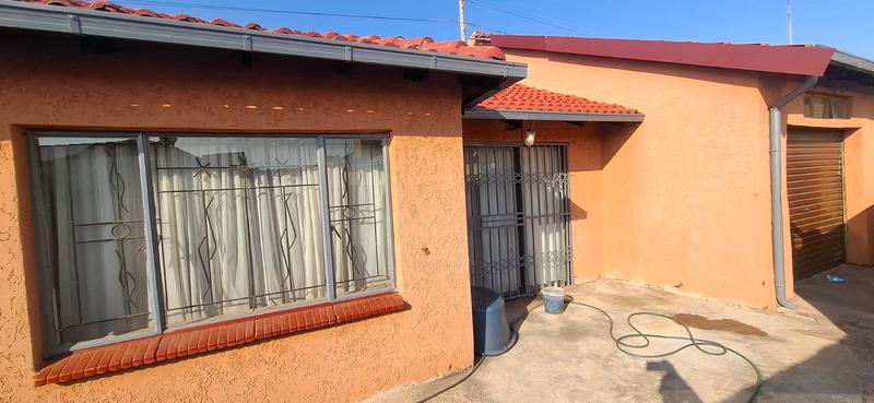 3 Bedroom Property for Sale in Hospital View Gauteng